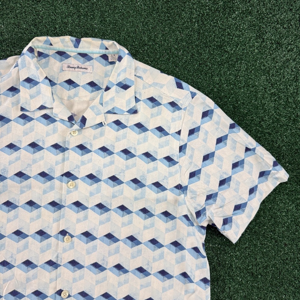 Tommy Bahama Mens Short Sleeve Button Shirt Size Large Blue Geometric